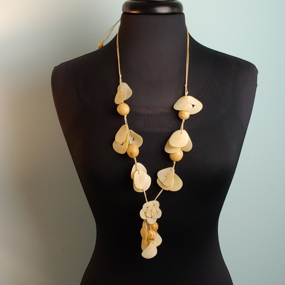 Necklace coconut shell